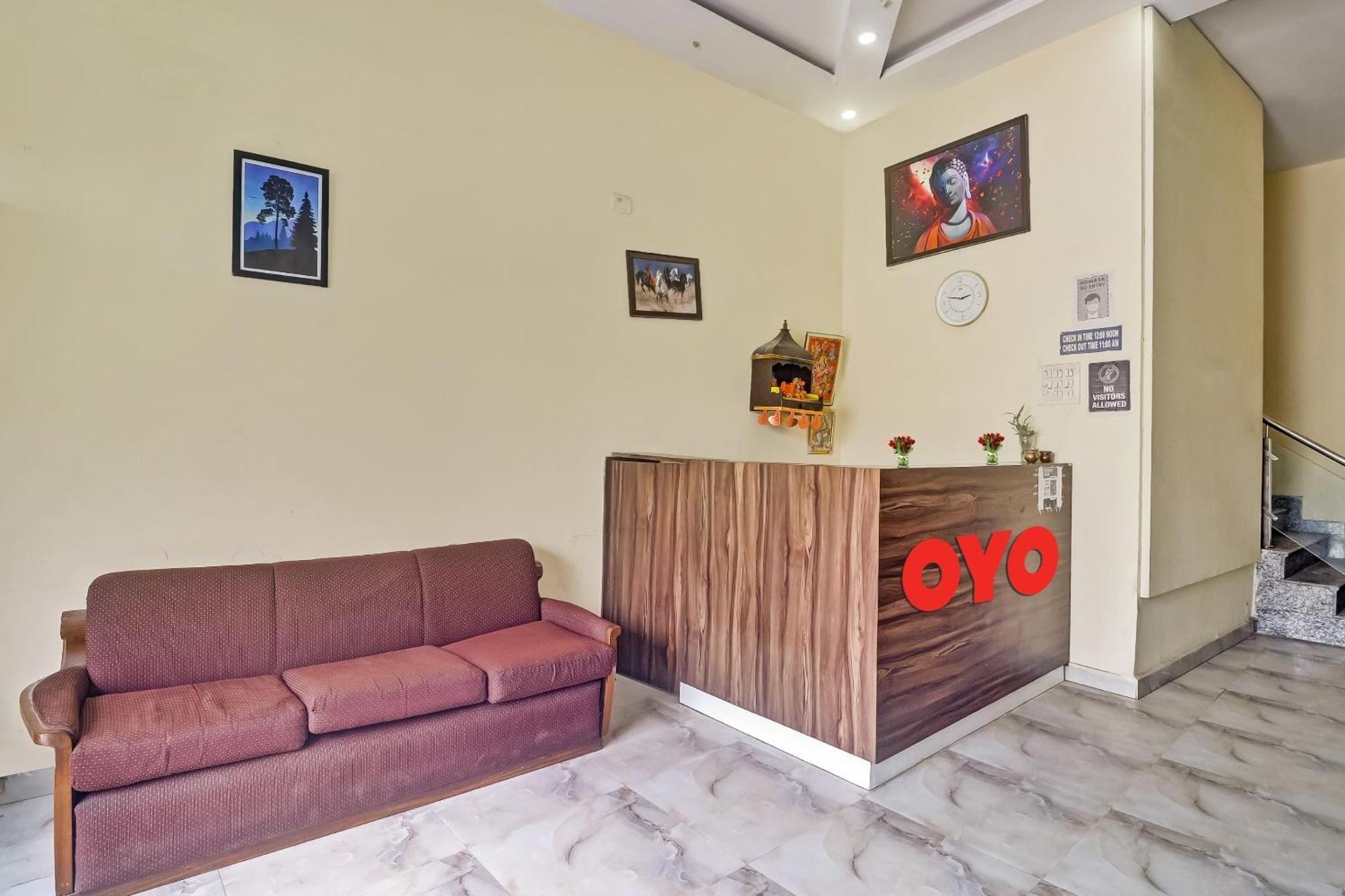Hotel O Prince Home Stay Near Ambience Mall نيودلهي المظهر الخارجي الصورة